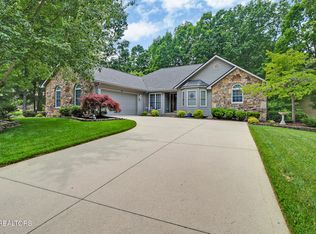 43 Loxley Ln, Fairfield Glade, TN 38558