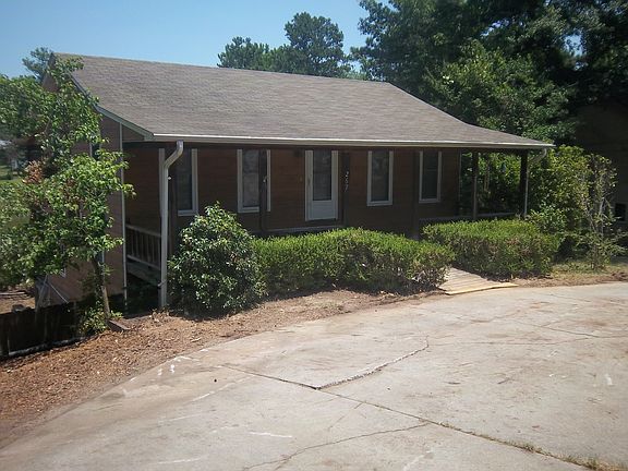 3rd image of 267 Lake Jean Dr