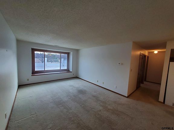 4th image of 3001 S 51st St #357