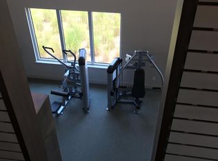 120 Paramount Dr #213, Sarasota, FL 34232