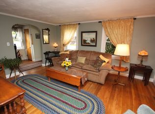 29 Perkins St, Stoneham, MA 02180