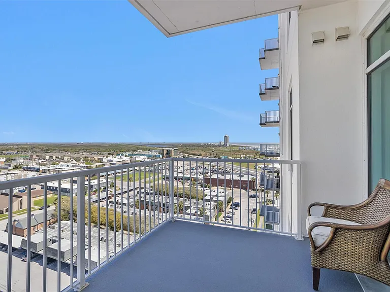 500 Seawall Blvd #1105 — Photo 20