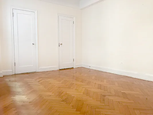 Rented by AJ Clarke | media 8