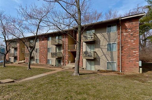 1st image of 4335 Normandy Trace Dr APT B