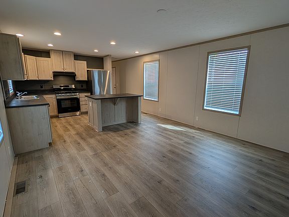 5th image of 60 Ginger St