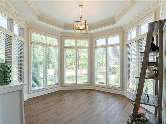5th image of 8077 Clearview Dr