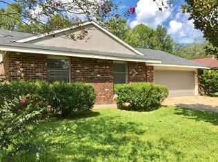 15417 Schnebelen Ave, Baton Rouge, LA 70816