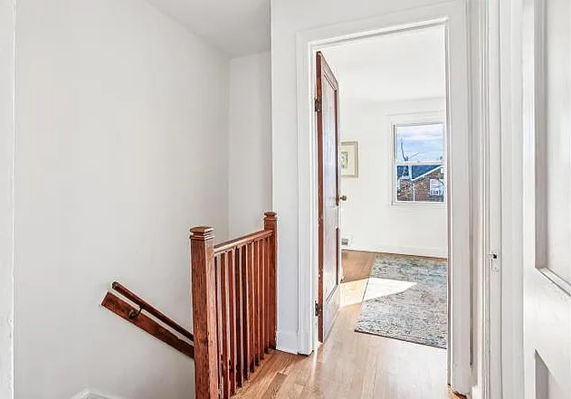 1760 E St NE — Photo 14