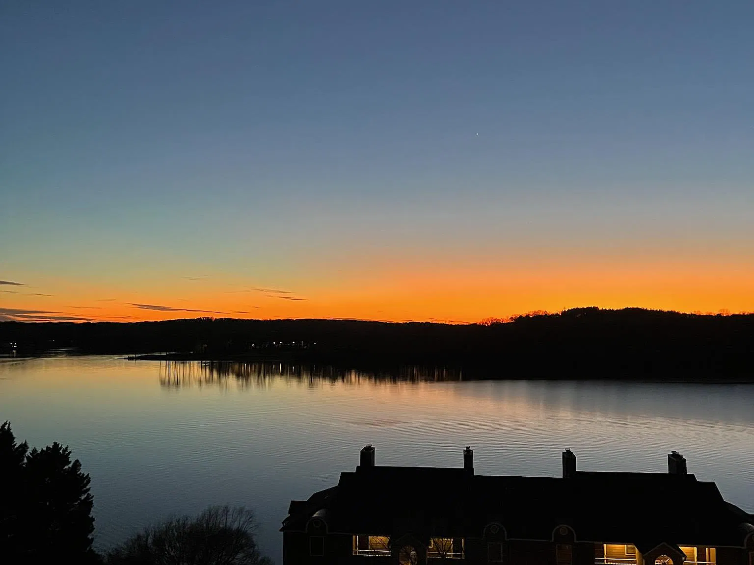 9709 Emerald Point Dr — Photo 3