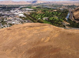 Lookout Point Dr, Selah, WA 98942