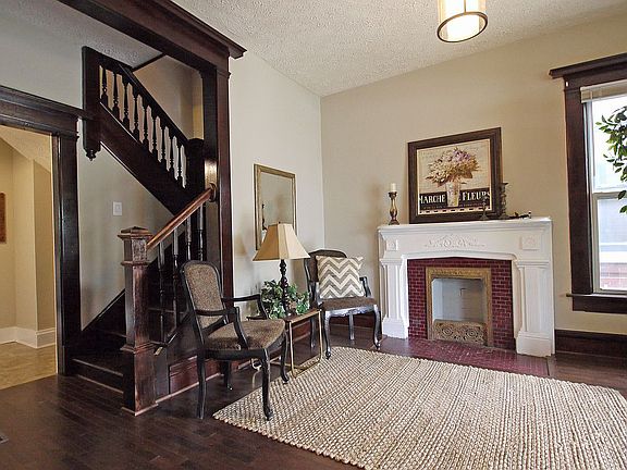 Entry Foyer