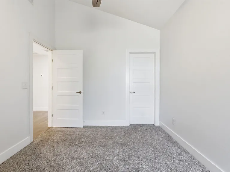 2622 Airpark Dr — Photo 26