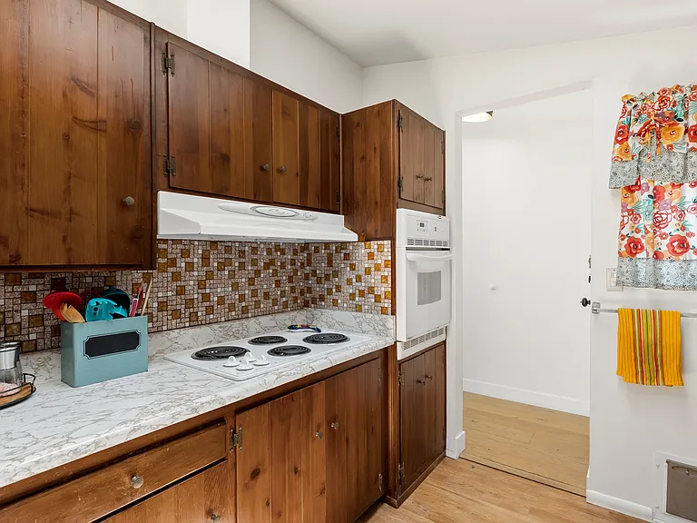 2771 Marathon Dr — Photo 34