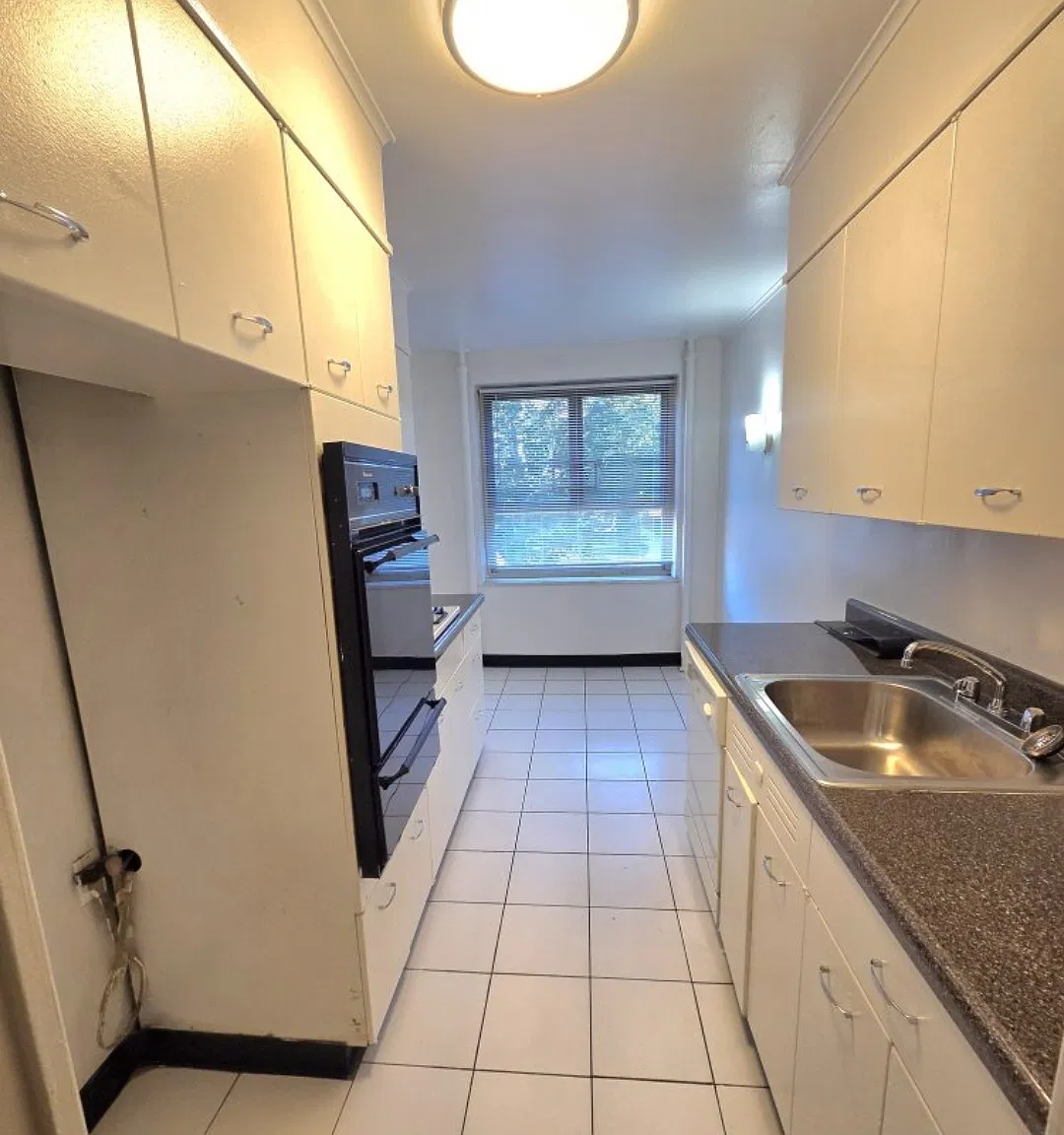 1 bed, 784 sqft, $2,157 — Photo 4