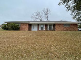 700 Longview St, Vicksburg, MS 39180