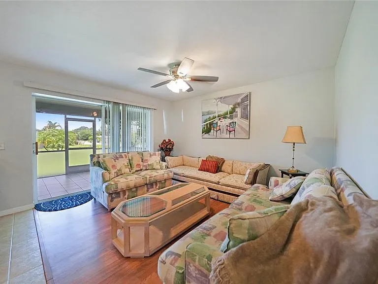 590 Ridgewood St NW — Photo 12