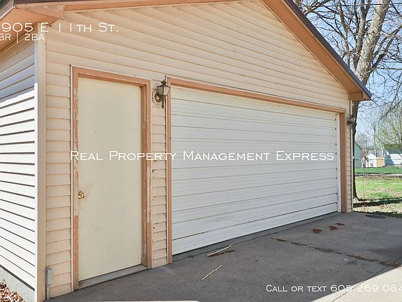 5th image of 1905 E 11th St