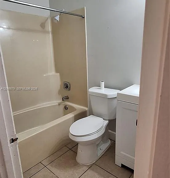 5721 Wingham Way #5721 — Photo 12
