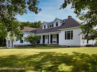 60 Blueberry Ln, Austerlitz, NY 12017