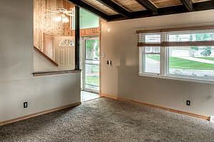2nd image of 1509 Avenue Q