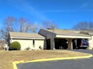 135 Hillview Dr APT 25, Fairfield Bay, AR 72088