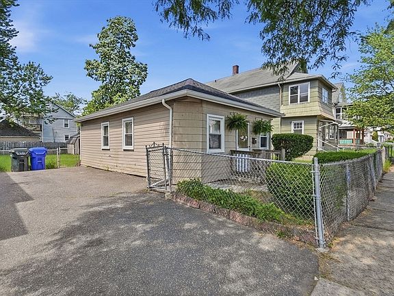 5th image of 540 Armory St