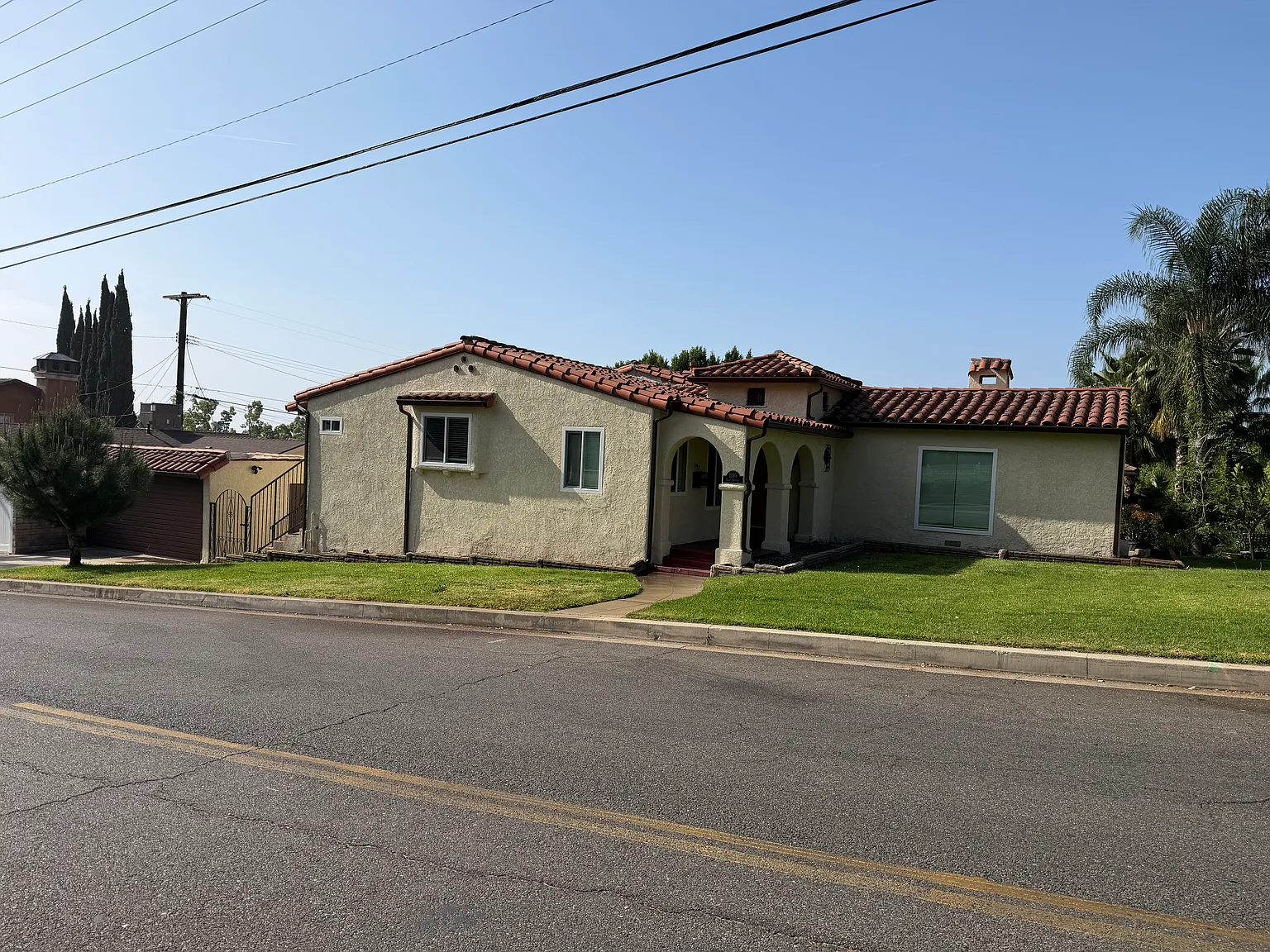4 bed, 1534 sqft, $5,500 — Photo 1