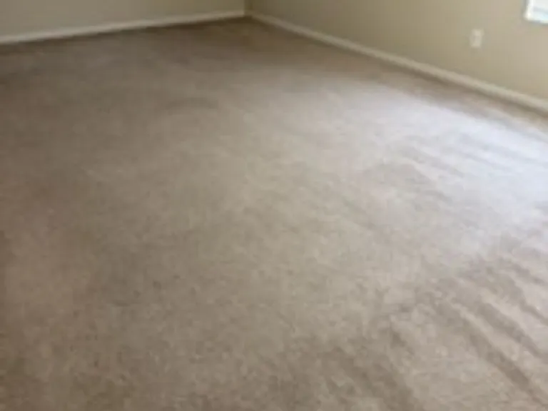 2201 Riley Dr — Photo 6