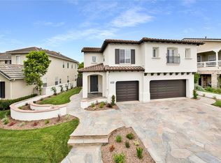 19204 Redford Ln, Huntington Beach, CA 92648