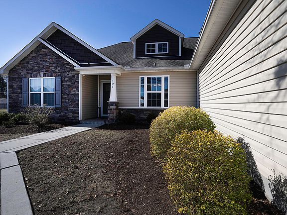 5th image of 124 Quail Hollow Dr