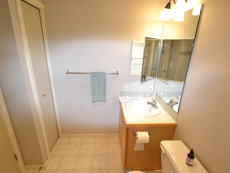 12345 Roosevelt Way NE #401 — Photo 17