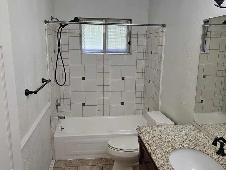 5553 Cynthia Dr — Photo 6