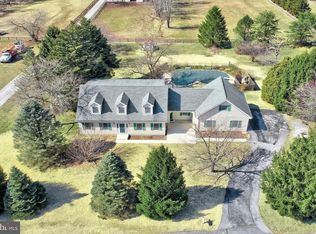 135 Kensington Dr, Littlestown, PA 17340