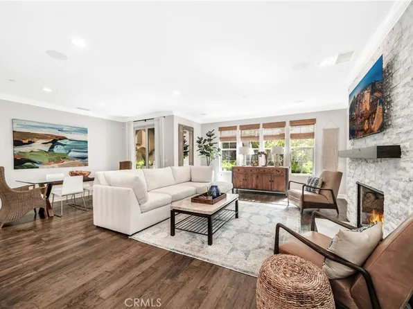 8246 Noelle Dr, Huntington Beach, CA 92646