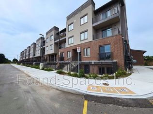 350 Fisher Mills Rd #C34, Cambridge, ON N3C 0G8