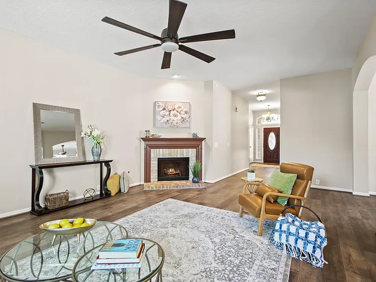 6127 Kristen Park Ln — Photo 4