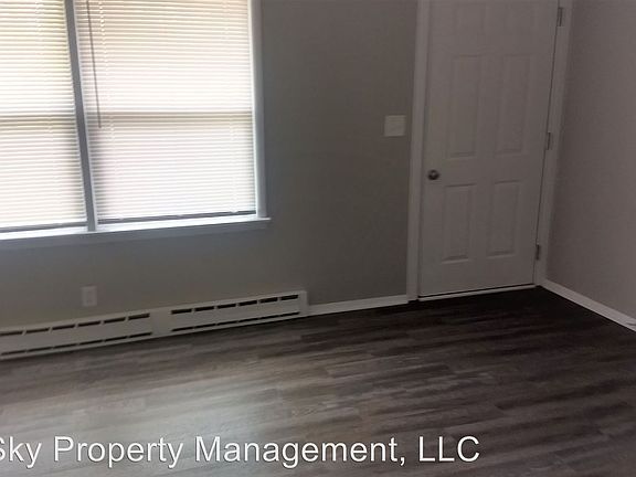 4th image of 709 S Hutchinson Ave APT 5