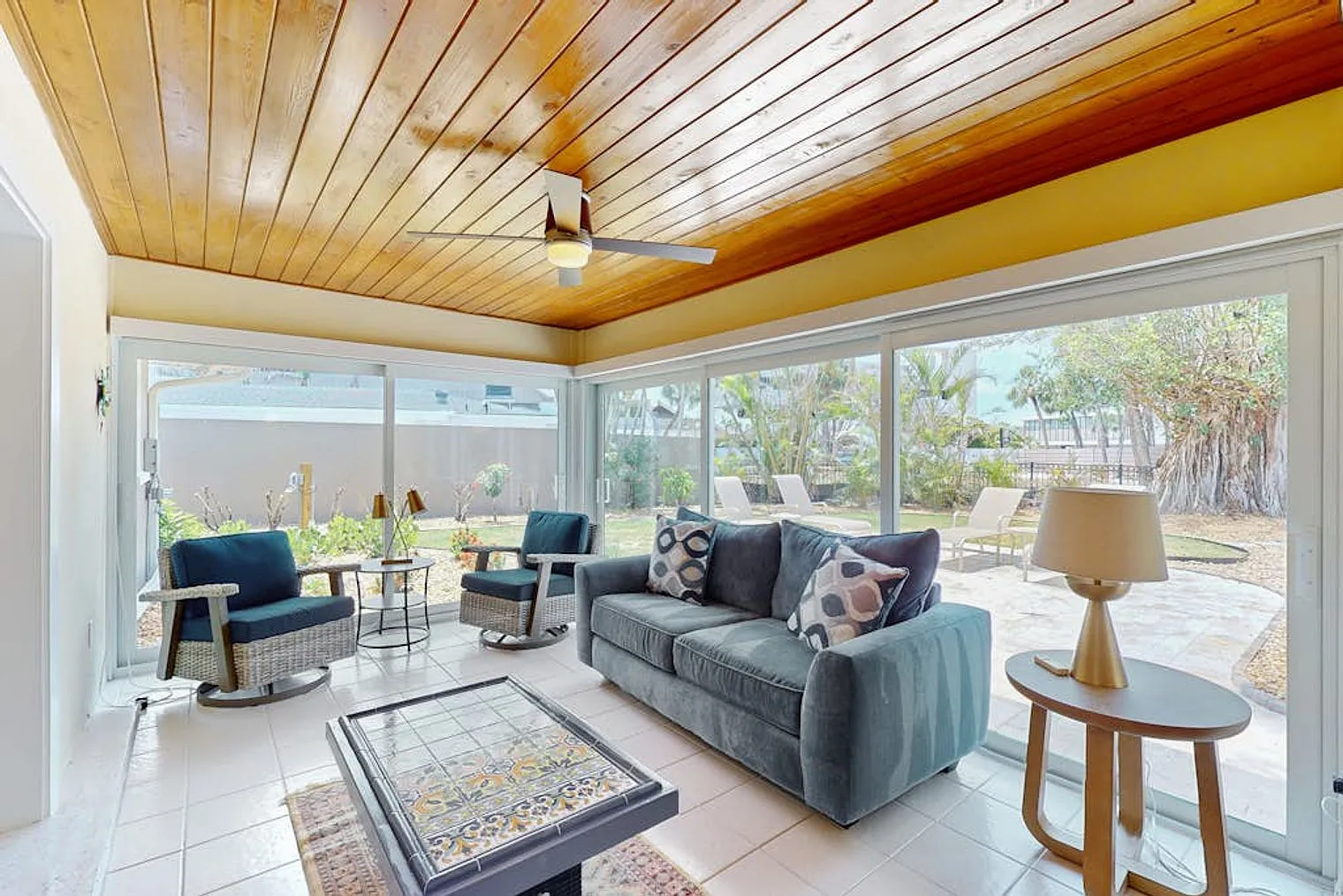 4 bed, 3.0 bath, 3293 sqft, $11,392 — Photo 3