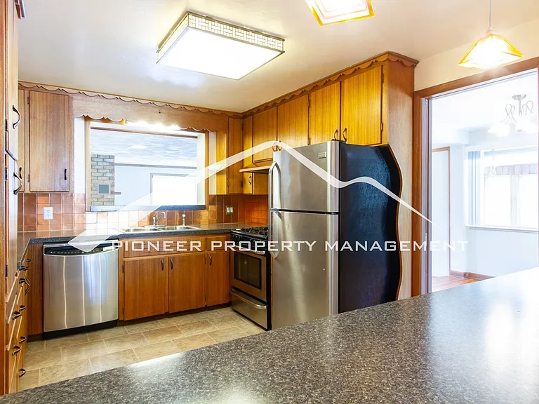 6110 W 30th Ave — Photo 5