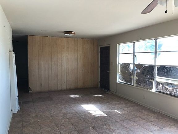 3rd image of 315 E 8th St