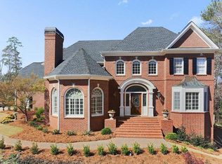 3961 Glenhurst Dr SE, Smyrna, GA 30080