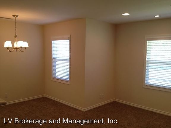 4th image of 9030 Rosehedge Dr