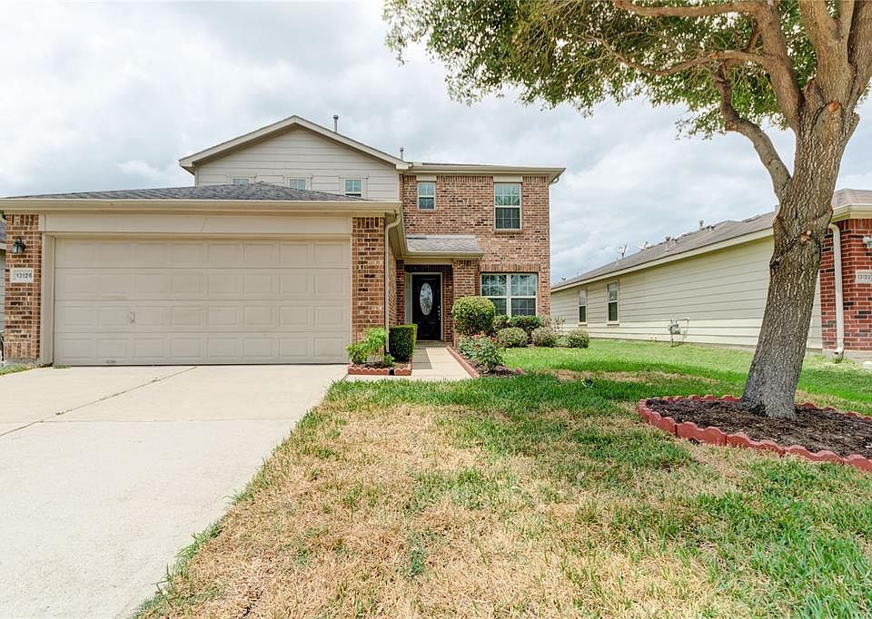 1st image of 13126 Crescent Manor Ln