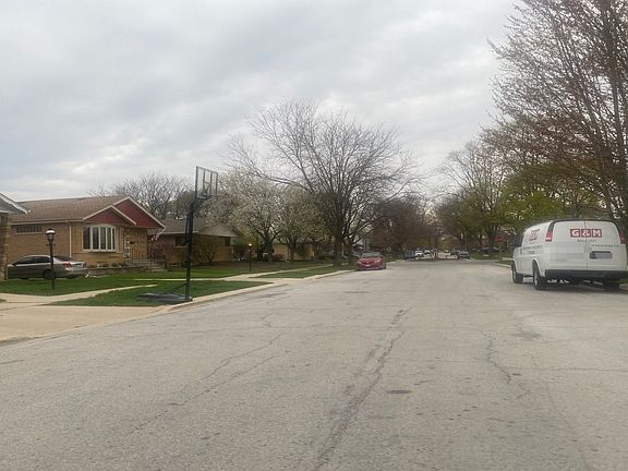 4th image of 9410 S Ridgeway Ave