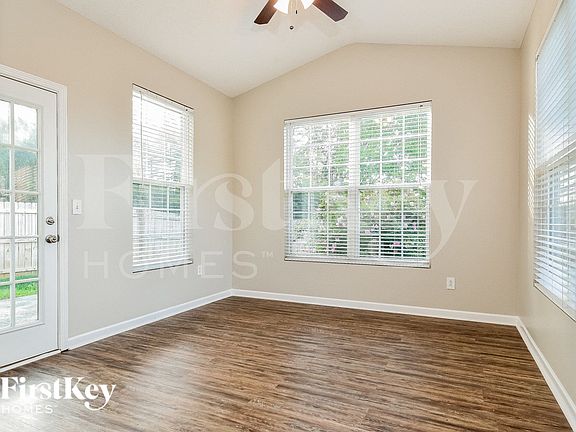 3rd image of 3531 Long Run Dr