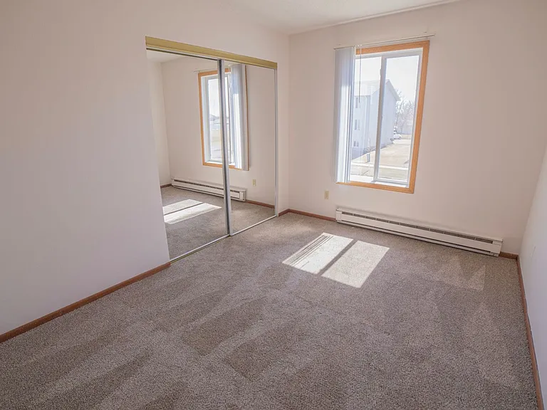 Cedars West Apartments — Photo 29