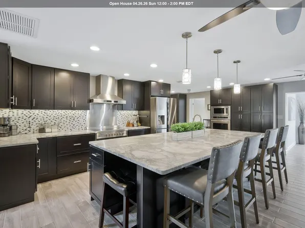 5943 Baker Ct, Fort Myers, FL 33919