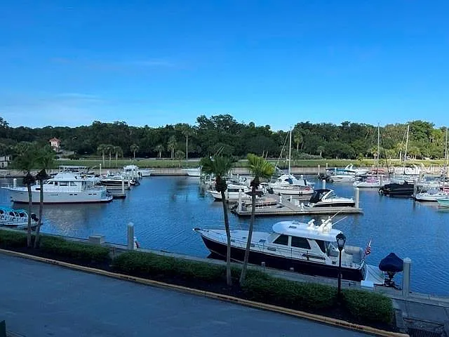 2 bed, 2.0 bath, 1570 sqft, $3,450 — Photo 1