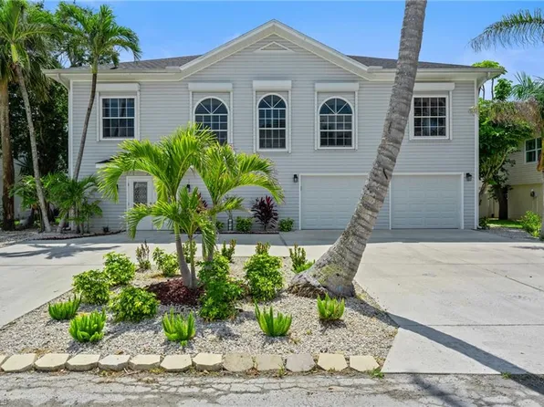 21075 Saint Peters DR S, FORT MYERS BEACH, FL 33931