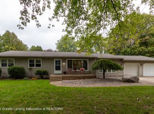 1632 W Herbison Dr, Dewitt, MI 48820